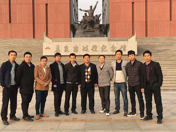 源碼太陽(yáng)能路燈，太陽(yáng)能路燈廠家，太陽(yáng)能路燈價(jià)格