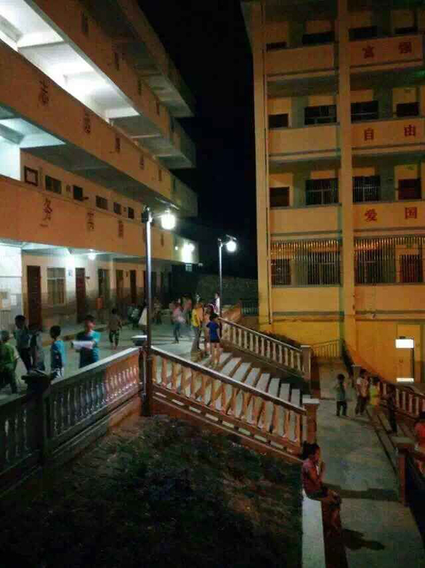 源碼太陽能智慧路燈，太陽能路燈廠家，太陽能路燈價格