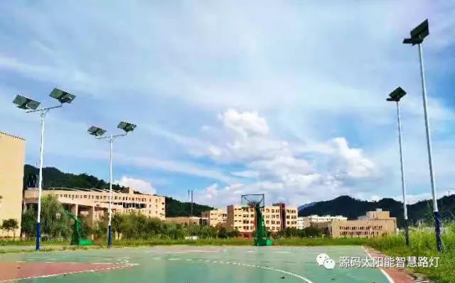 源碼太陽(yáng)能路燈，太陽(yáng)能路燈廠(chǎng)家，太陽(yáng)能路燈價(jià)格